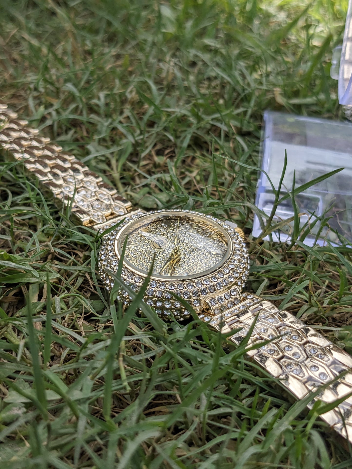 Luxury Golden Diamond-Style Women's Watch