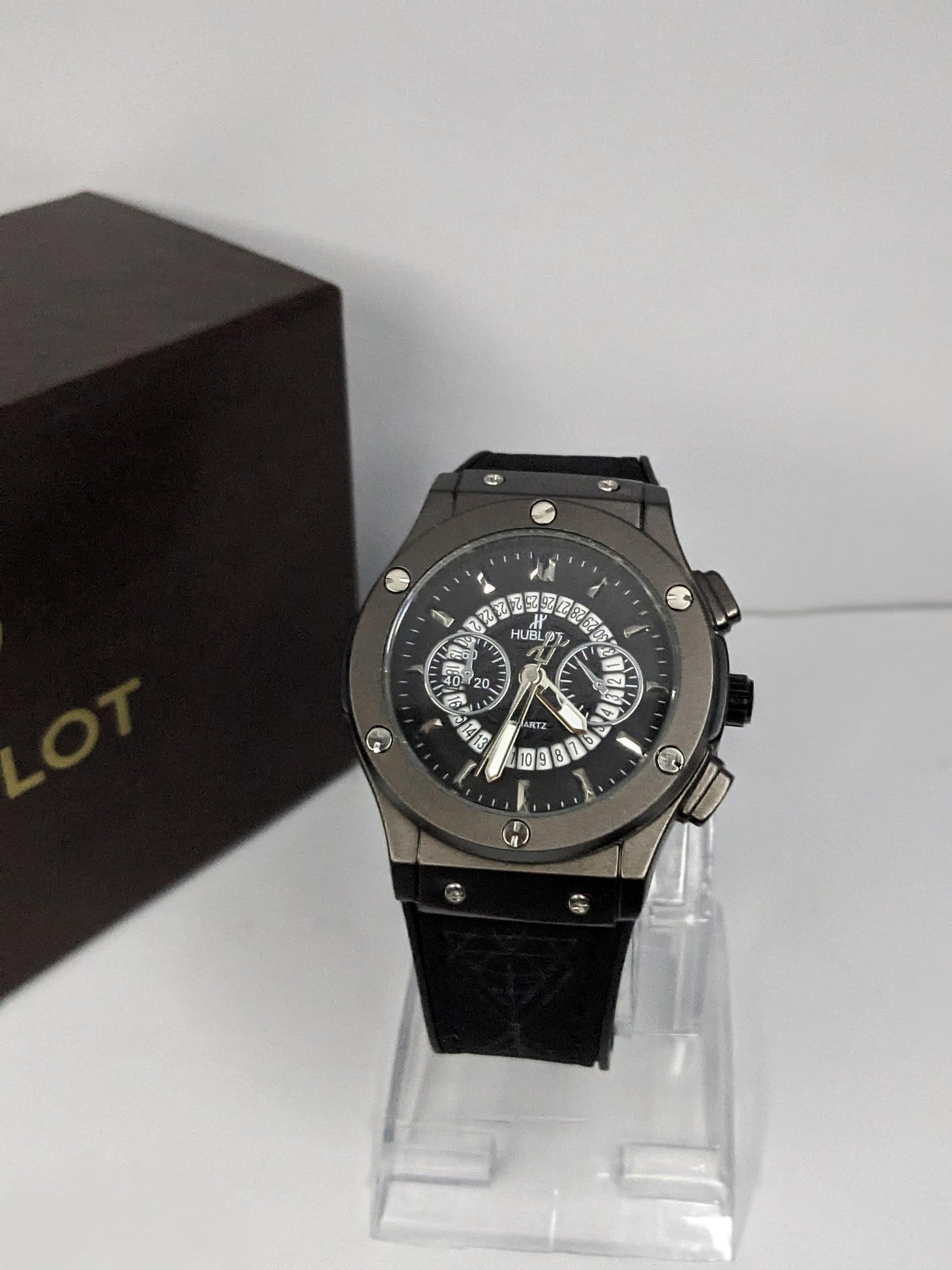 Timeless Luxury: The Black Hublot Classic Fusion