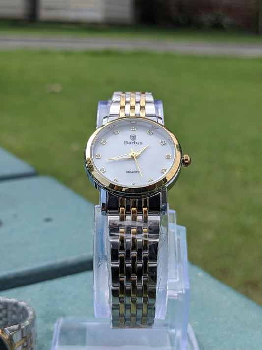Elegant Badus Quartz Wristwatch for Women