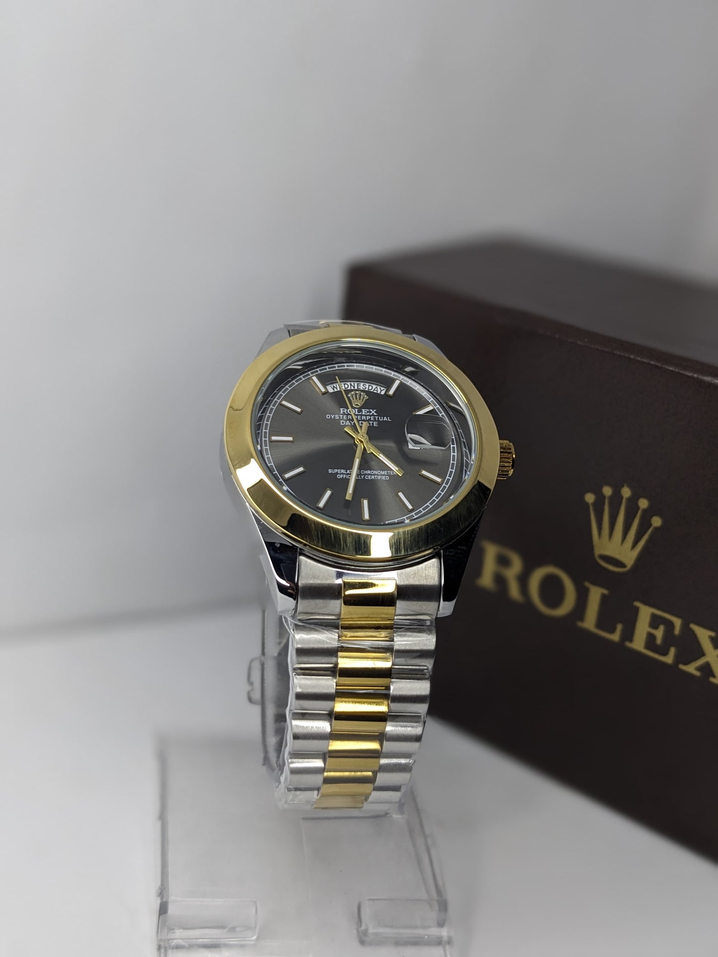 Rolex Day-Date Style Luxury Watch – Dual Tone Stainless Steel Design