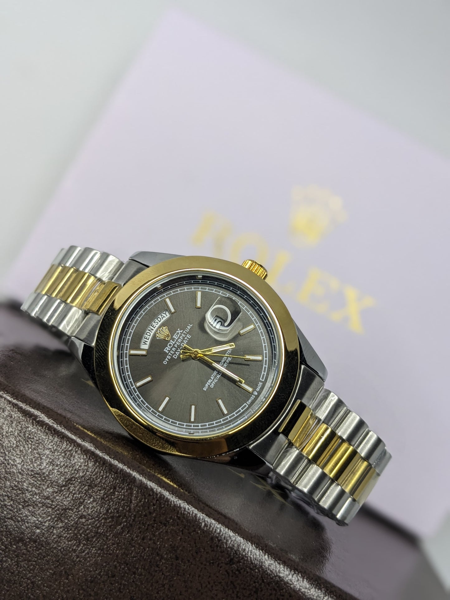 Rolex Day-Date Style Luxury Watch – Dual Tone Stainless Steel Design