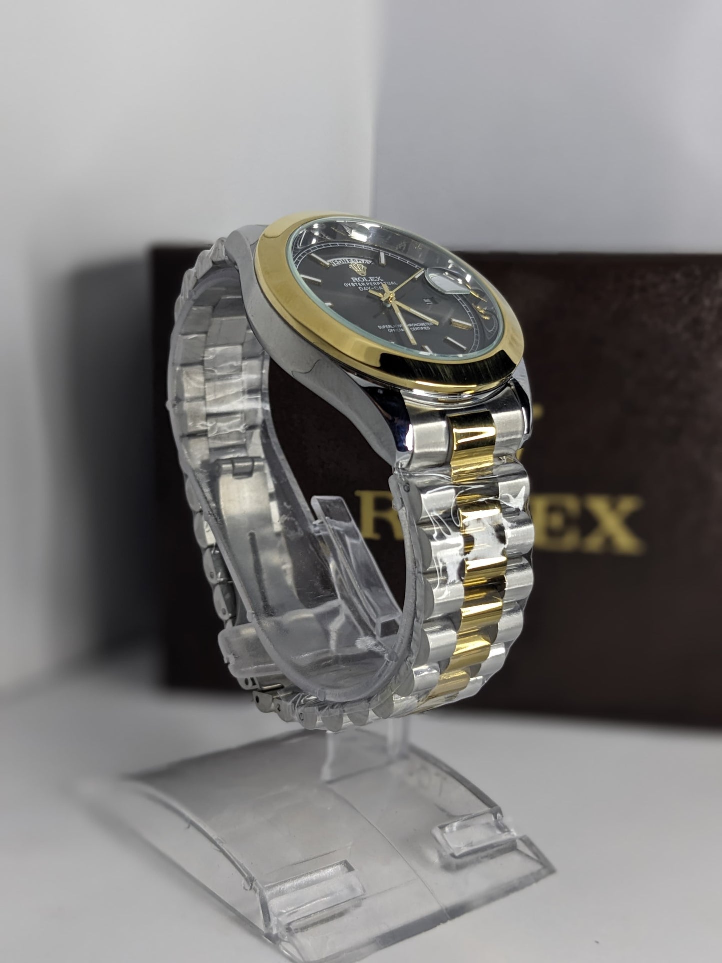 Rolex Day-Date Style Luxury Watch – Dual Tone Stainless Steel Design