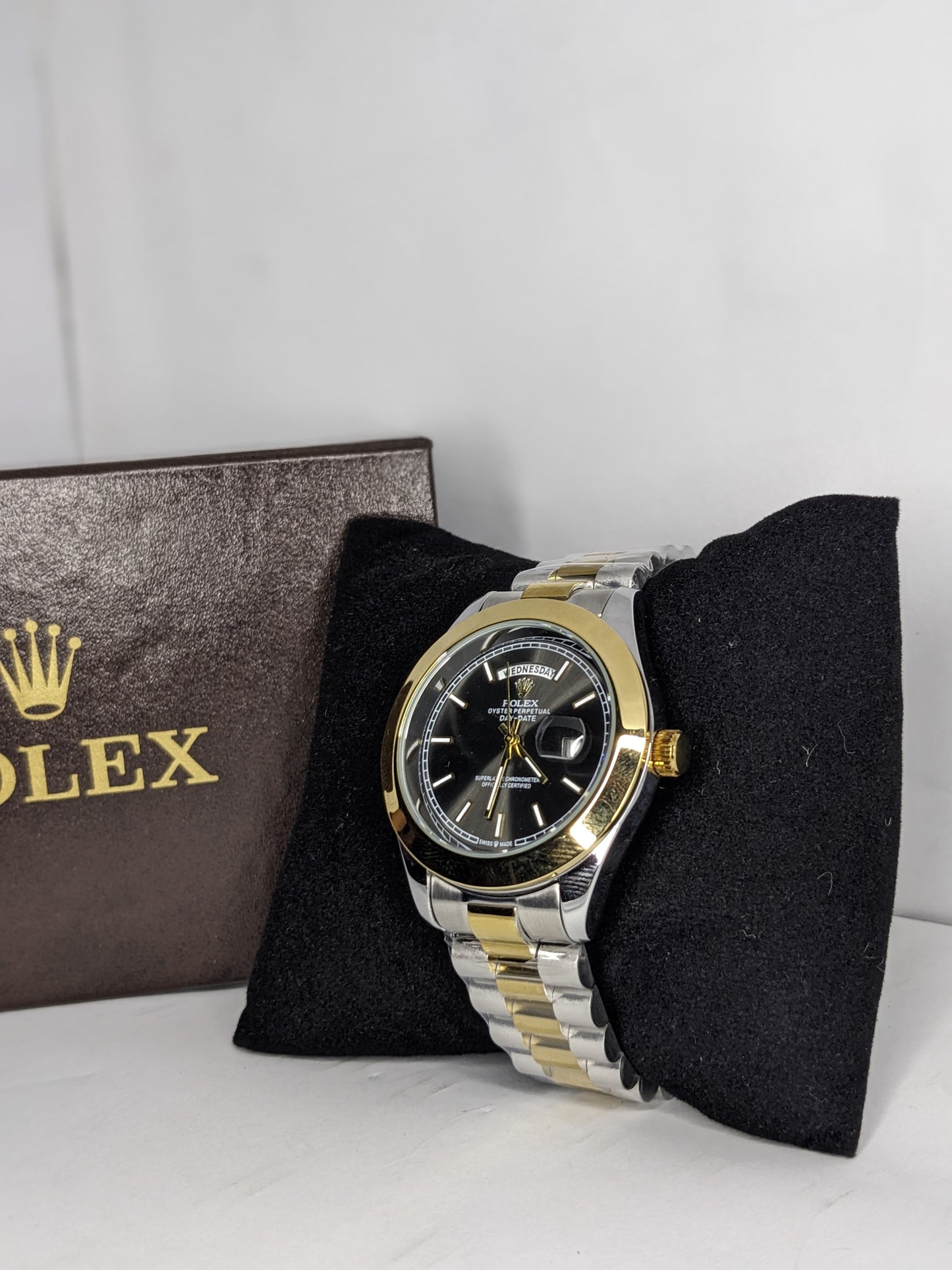 Rolex Day-Date Style Luxury Watch – Dual Tone Stainless Steel Design